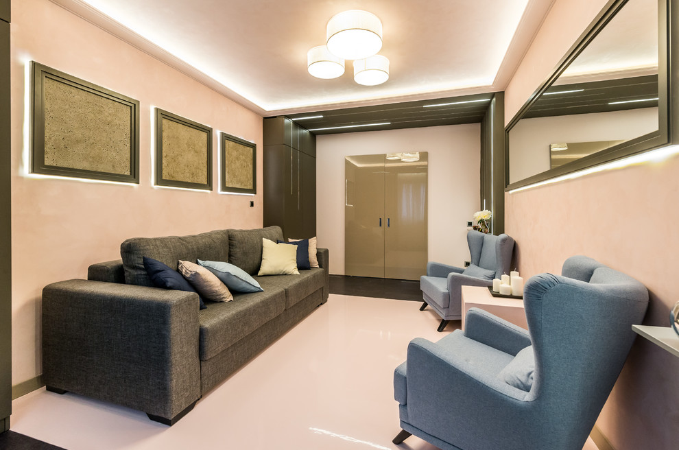 Гостиная под розовой пудрой