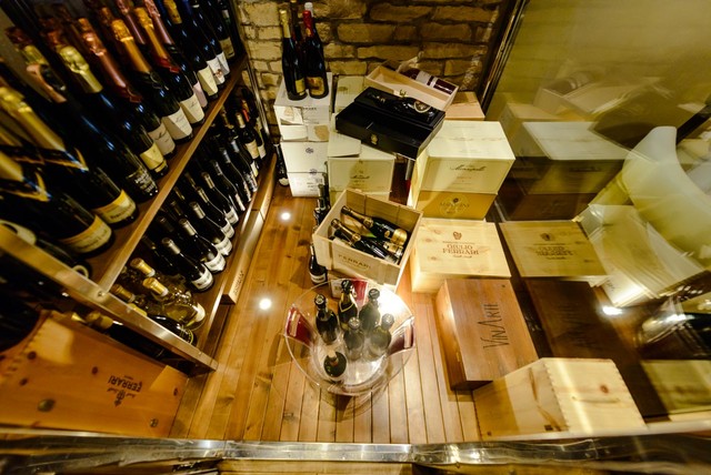 Cabina vini refrigerata casa-de-campo-bodega