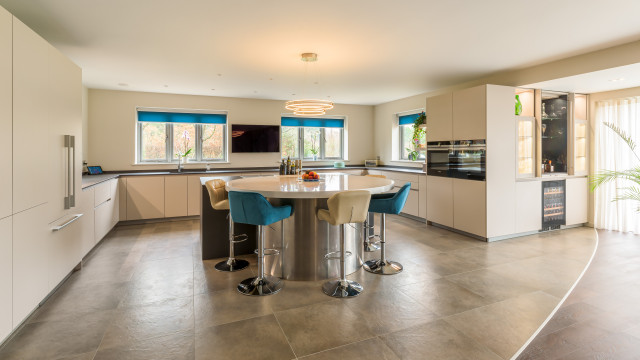 Contemporary Kitchen, Utility & Games Room contemporary-kitchen