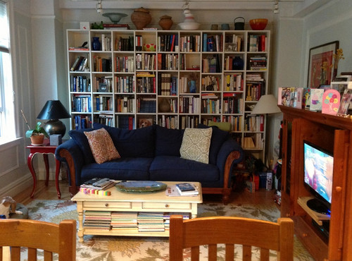 An over cluttered living room.