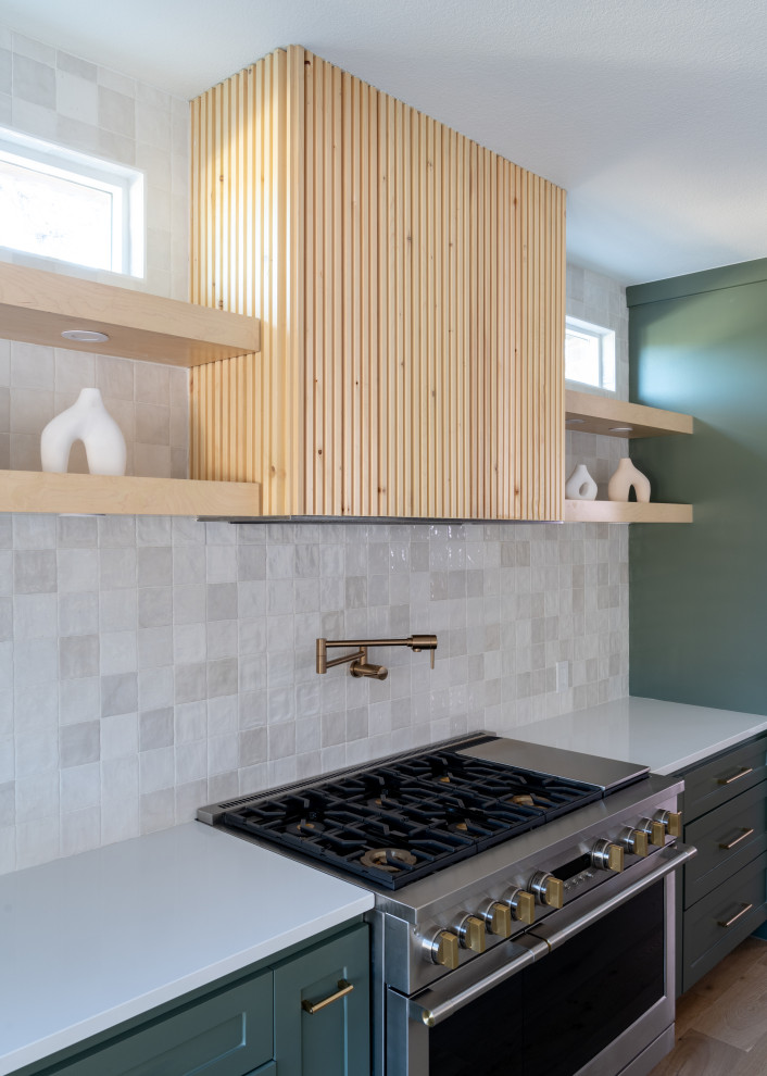 Inspiration for a transitional kitchen remodel in Austin