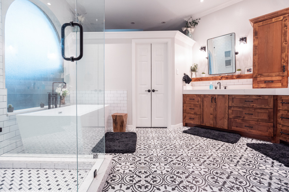 English Chestnut | Master Bathroom