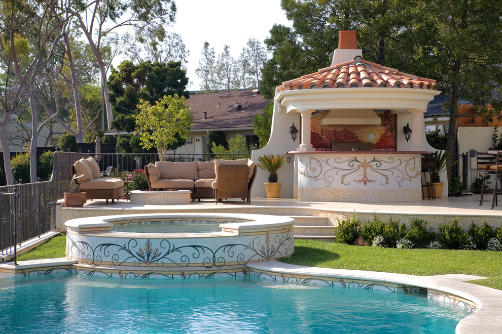 Design ideas for a mediterranean pool in Los Angeles.