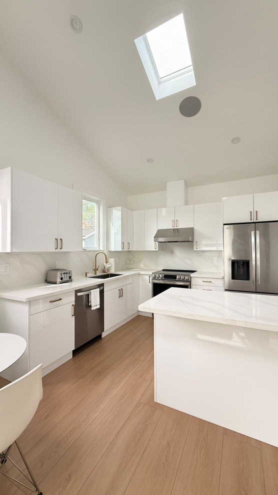 Redwood Oaks Neighborhood