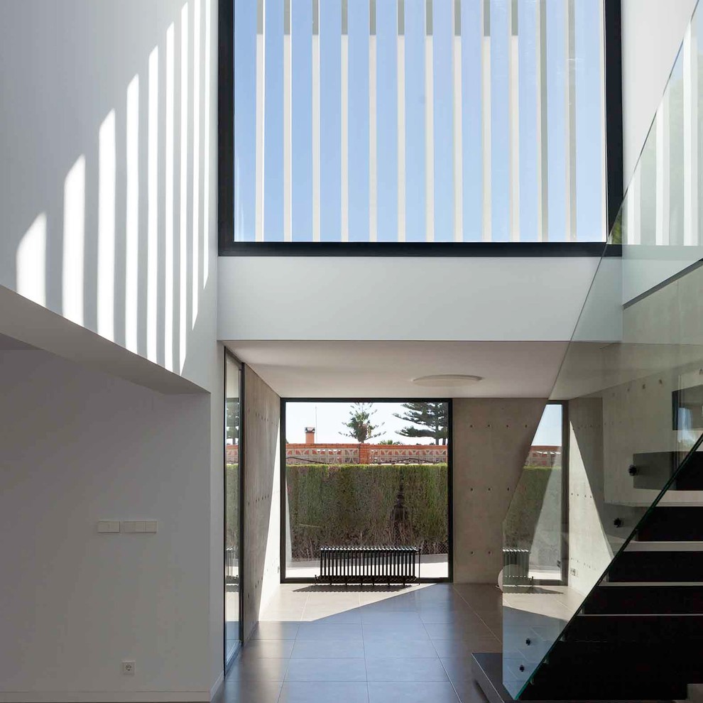 Photo of a modern home design in Valencia.
