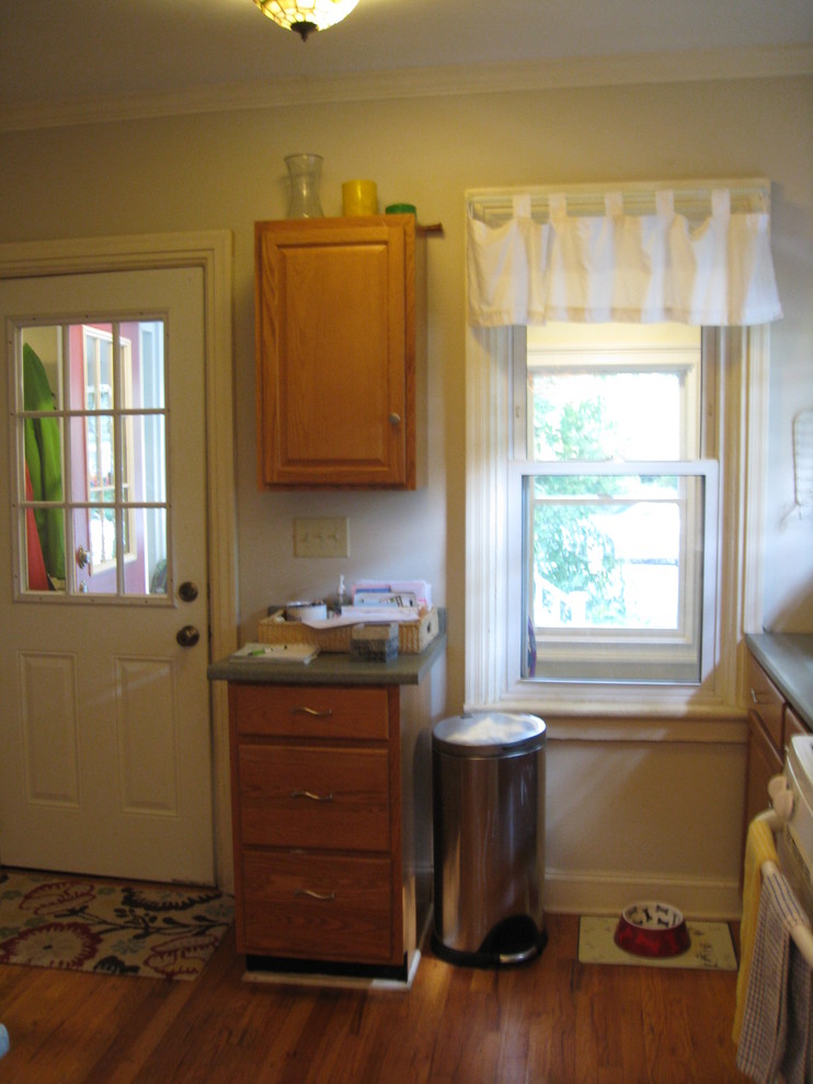 Transitional kitchen photo in Boston