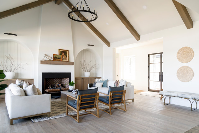 Houzz Tour: New Home With Classic Cottage Style