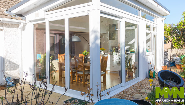 Bi-Folding Doors modern-vardagsrum