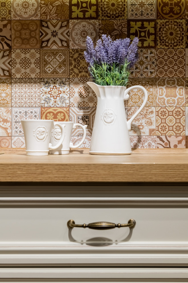 Классическая кухня, декор