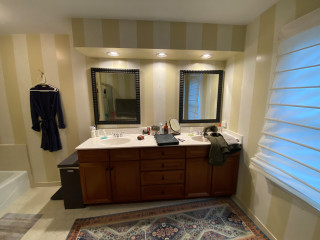 Bathroom of the Week: Inspired by the Homeowners’ Love of Green (13 photos)