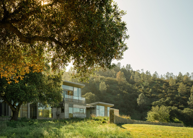 Spring Ranch contemporain-facade