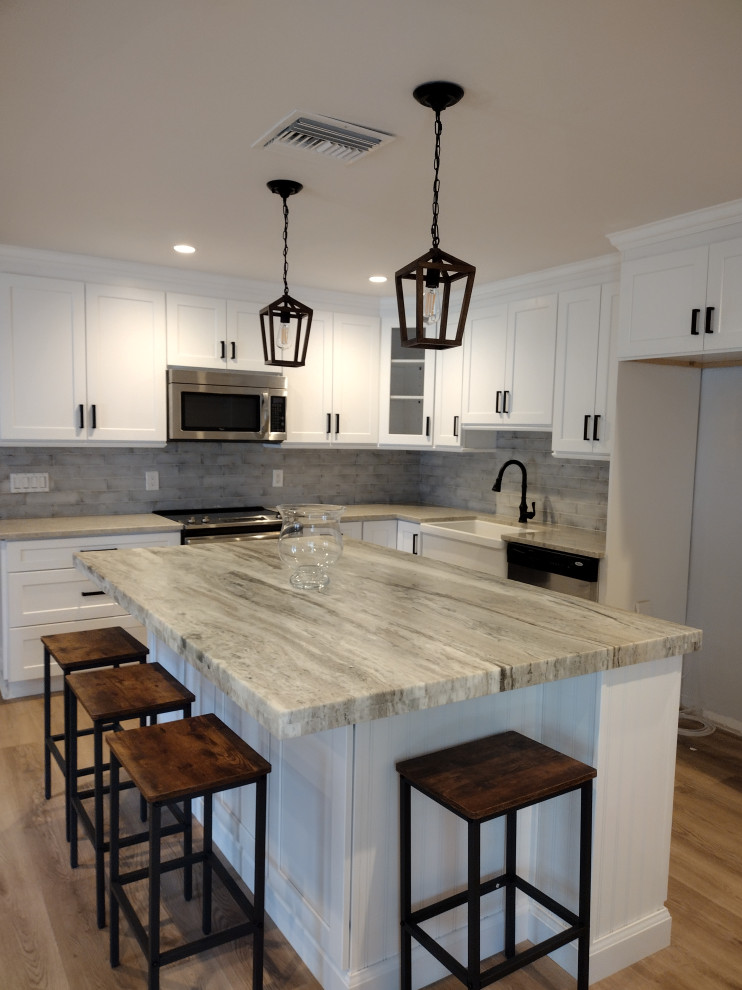 Example of a transitional kitchen design in Miami
