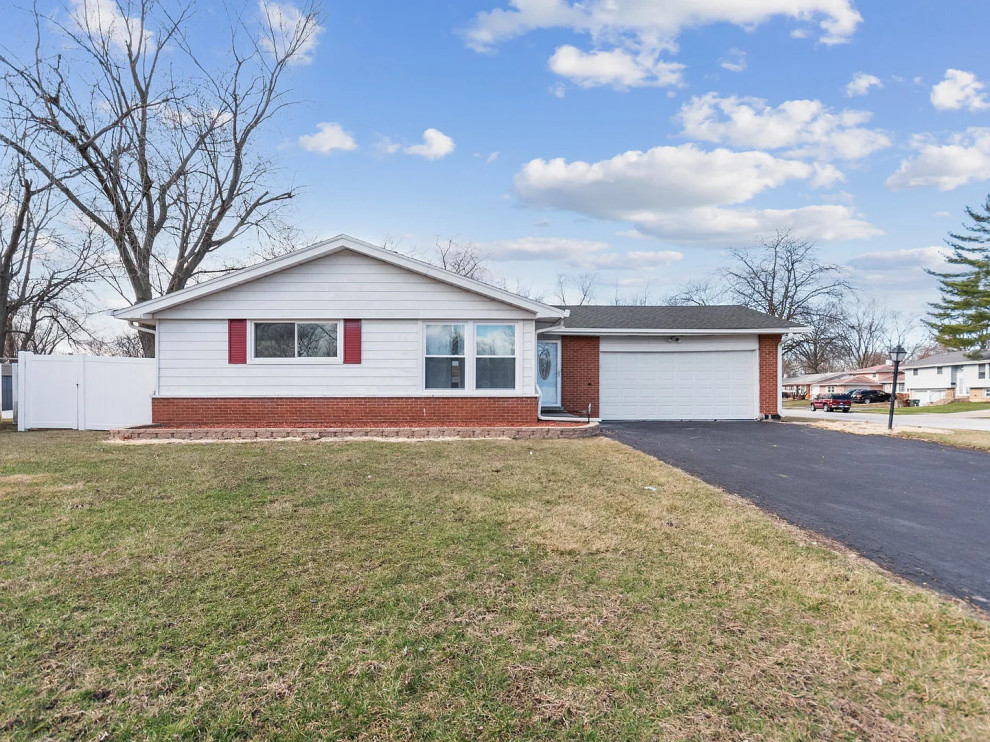 17111 ELM DR - HAZEL CREST
