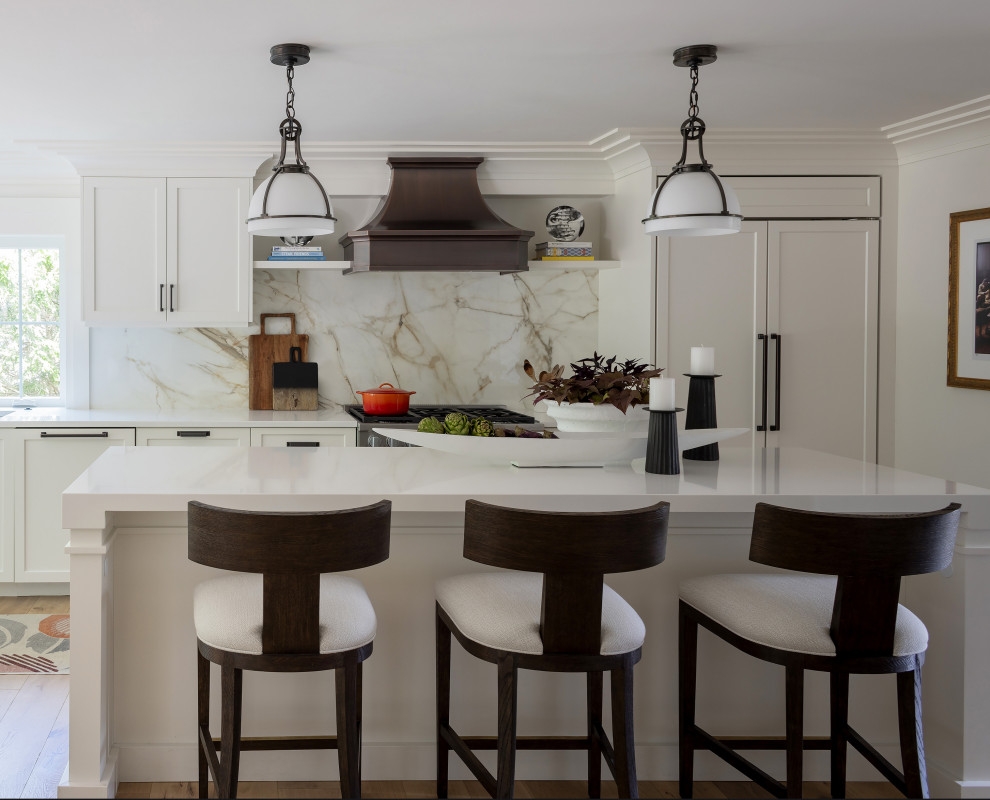 Kitchen - transitional kitchen idea in Boston