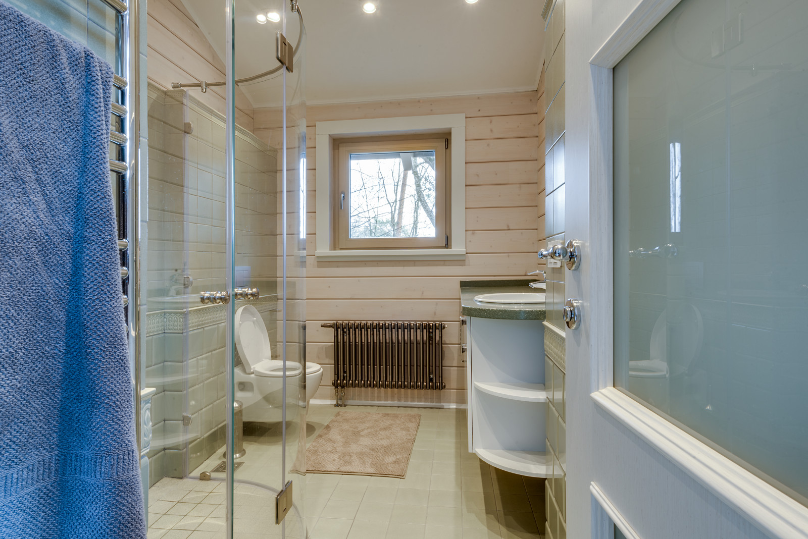 Дом в поселке Железнодорожник