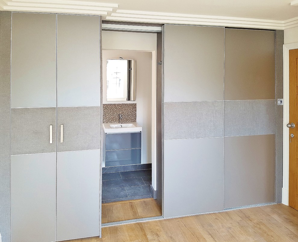 Bespoke Fitted Sliding Wardrobe