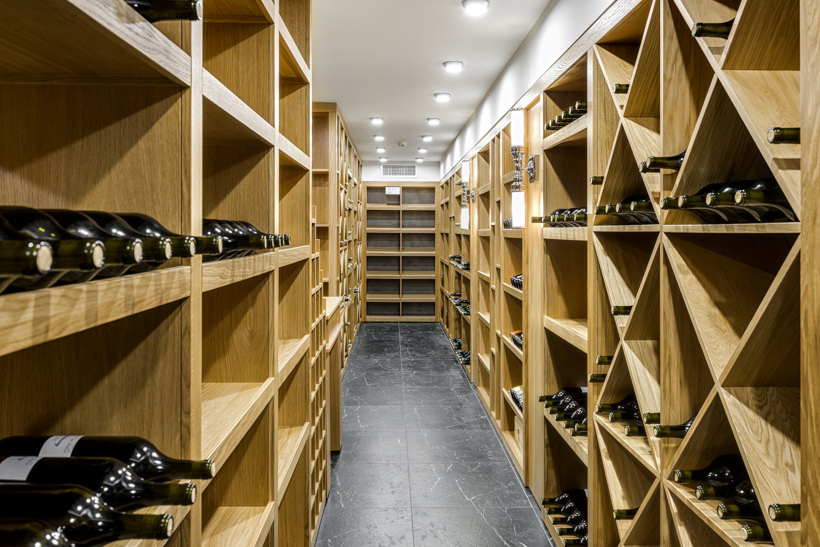 Винный погреб