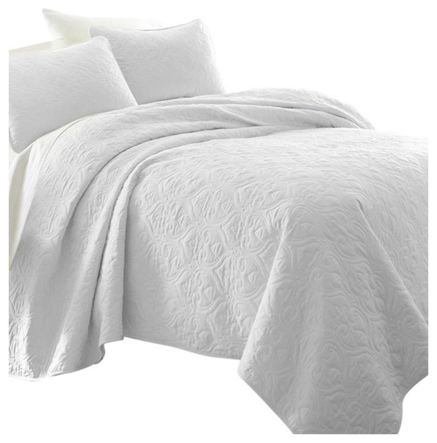Becky Cameron Premium Ultra Soft Damask Pattern Quilted Coverlet Set, White, Twi