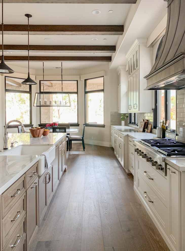 Vineyard Villa Mediterranean Kitchen Sacramento by House of