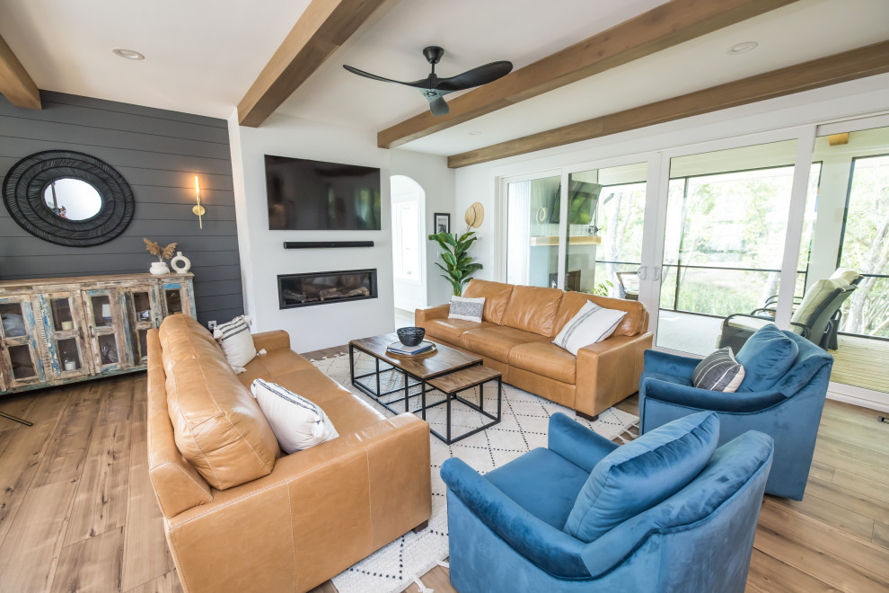 Home design - transitional home design idea