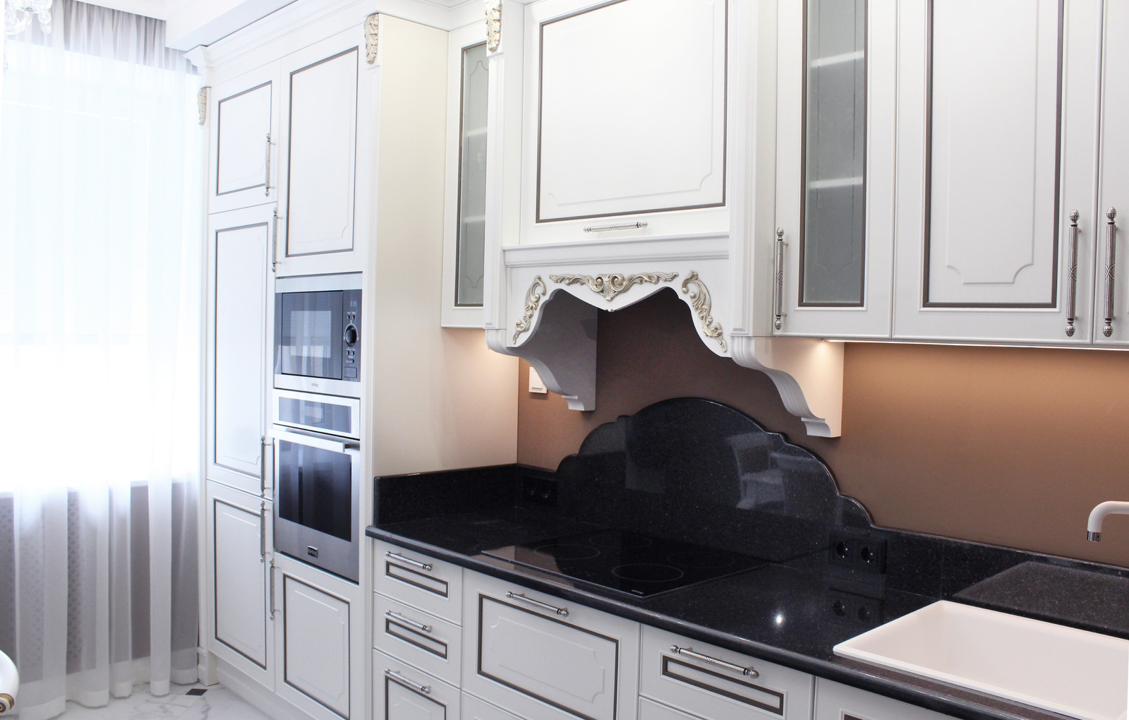 Квартира в классическом стиле с элементами ар-деко