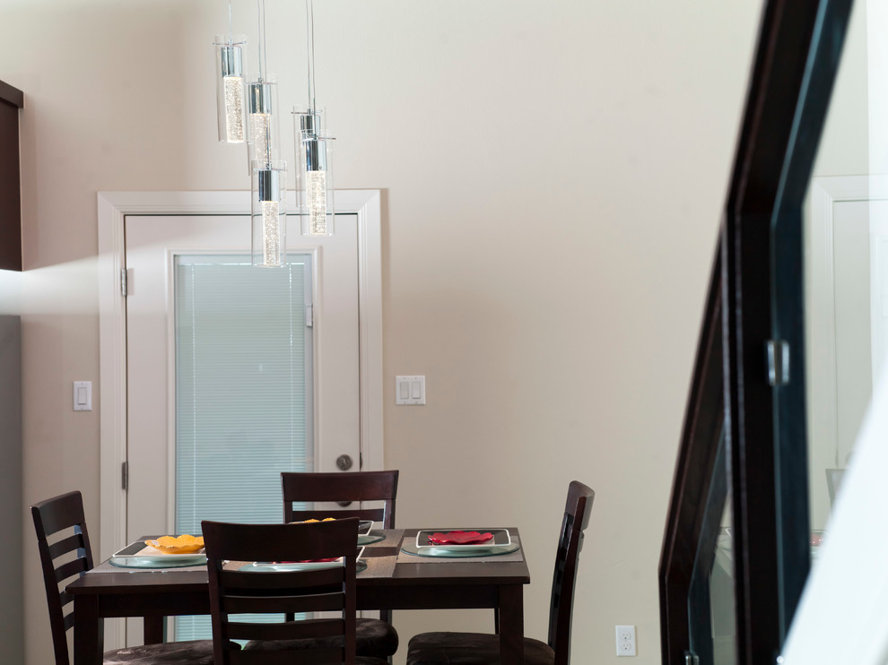 Dining room - transitional dining room idea in Austin