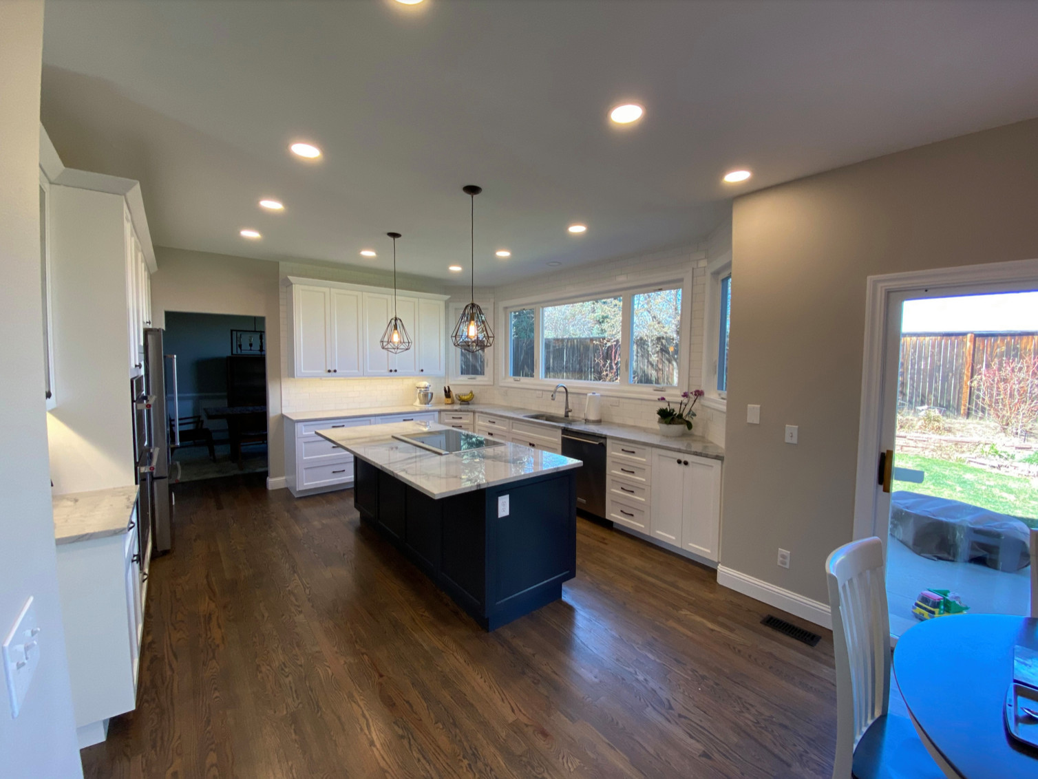 Trendy Navy Blue Kitchen