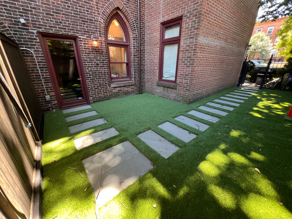 Brooklyn Degraw backyard