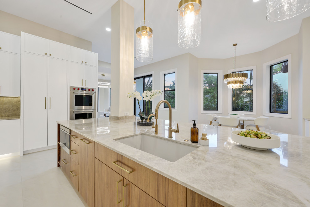 PRIVATE RESIDENCE - OCEAN RIDGE