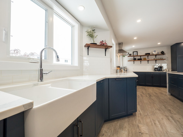 Butchart Drive Renovation trendy-koekken