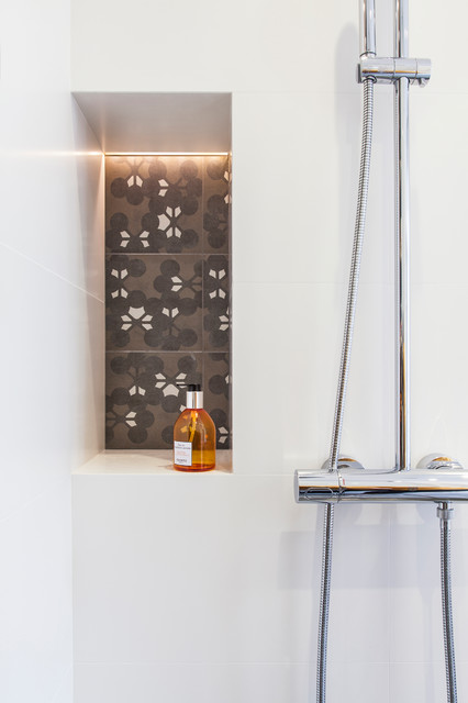 PLACES DES TERNES modern-badezimmer