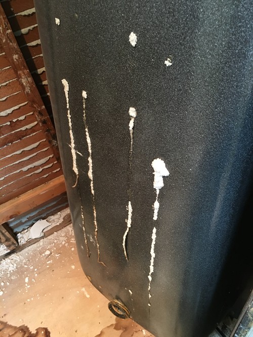 Bathtub Installation Mortar Bed Vs Adhesive Method The Was Not Ed In And Amount Of Foam Applied Original Installation Might Be A Clue Why Unbelievable