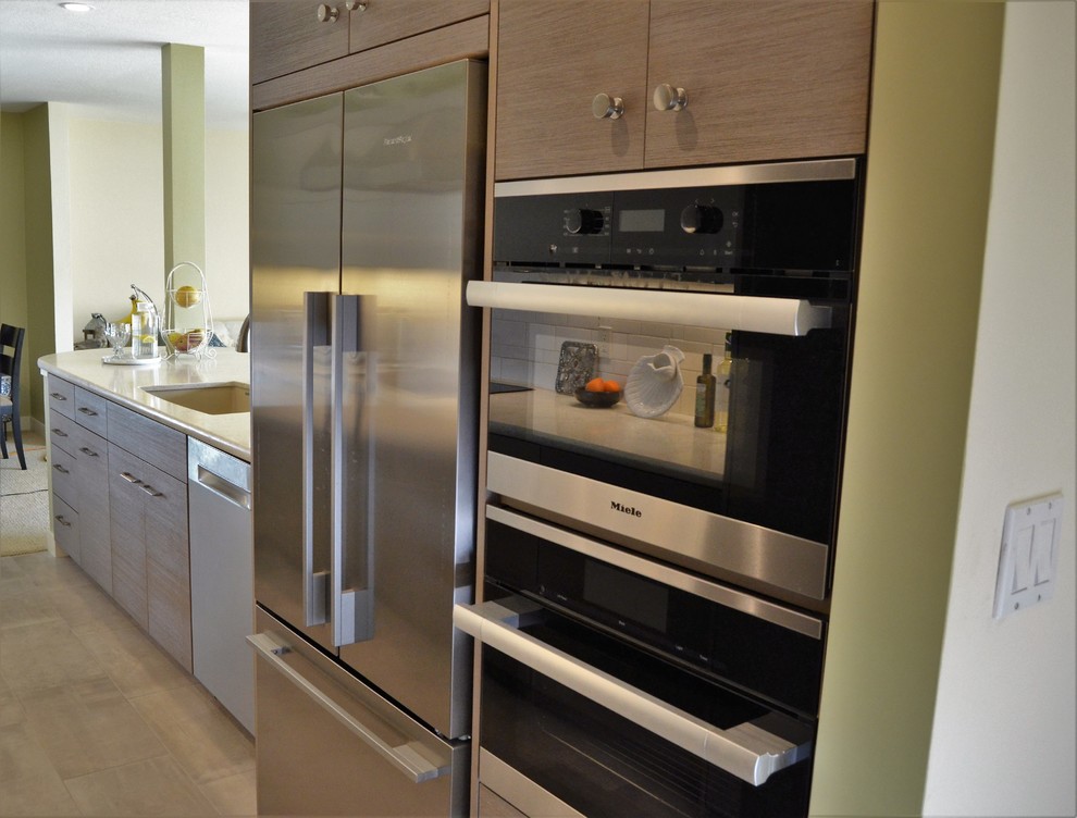 Coastal Contemporary - Kitchen