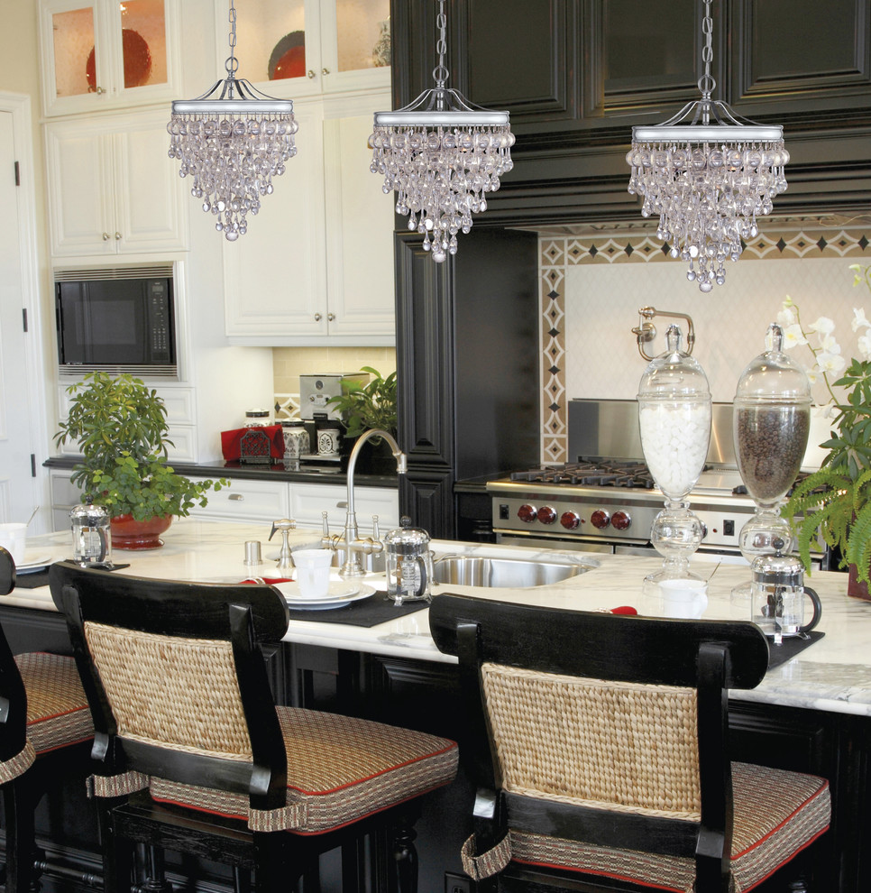 Inspiration for a transitional kitchen remodel in Cincinnati