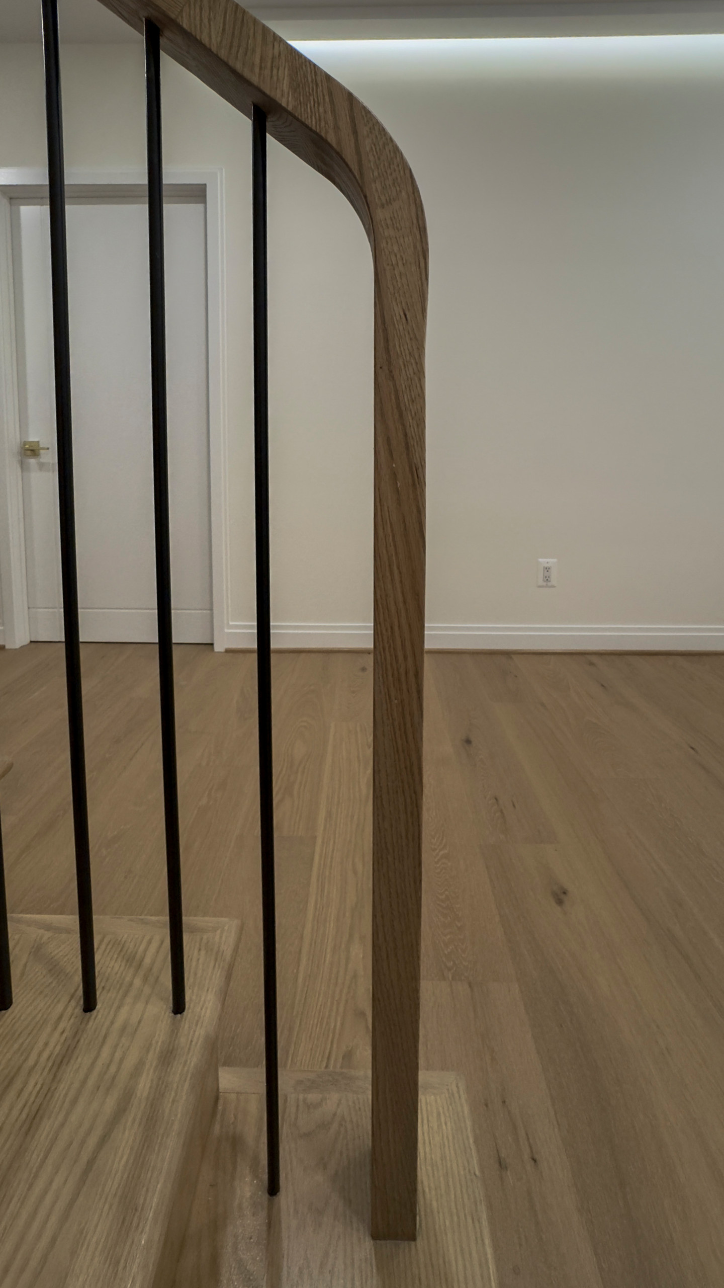 144_Attractive Transitional Staircase in Impressive Modern Home, Vienna VA 22180