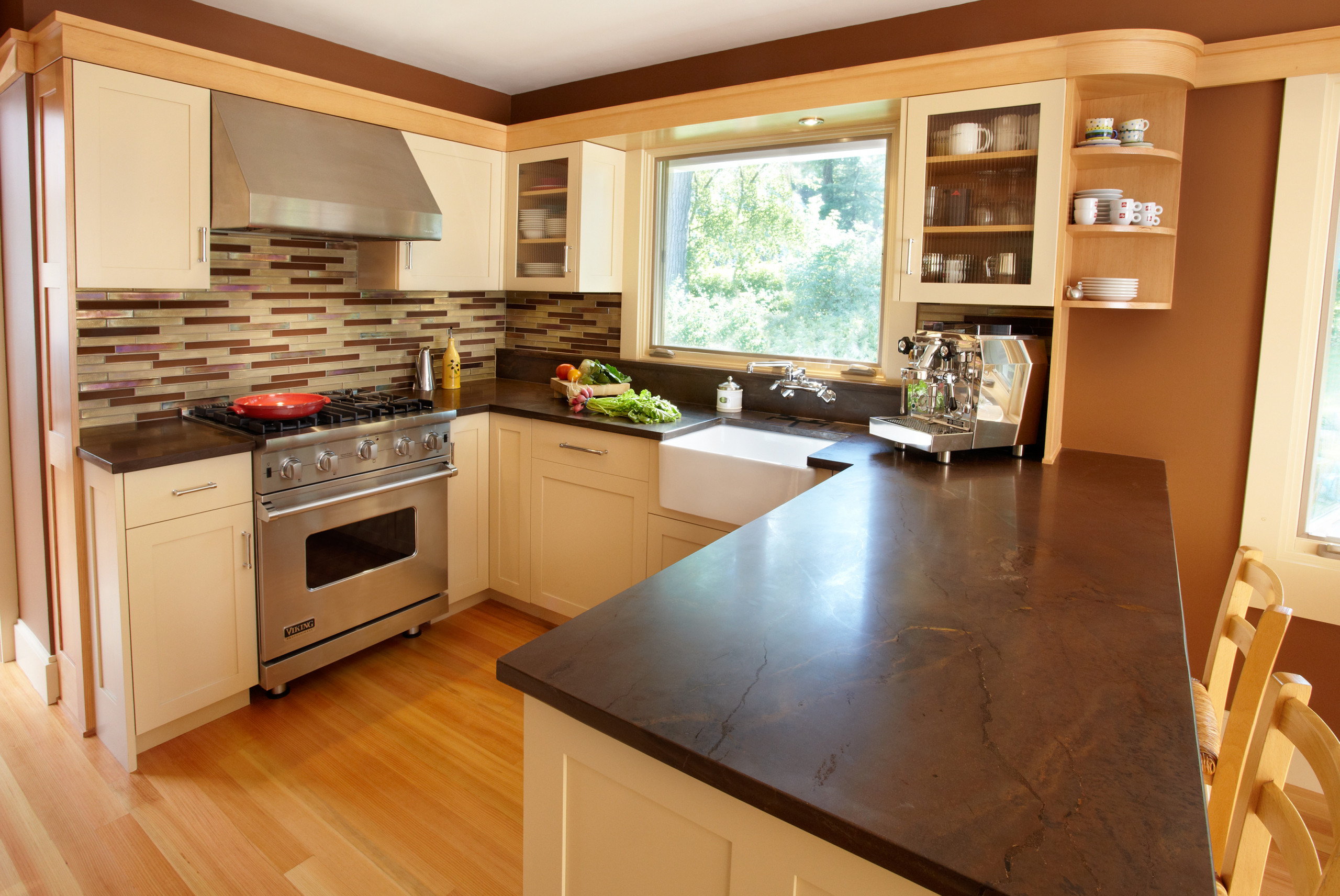 Brady Bunch Kitchen