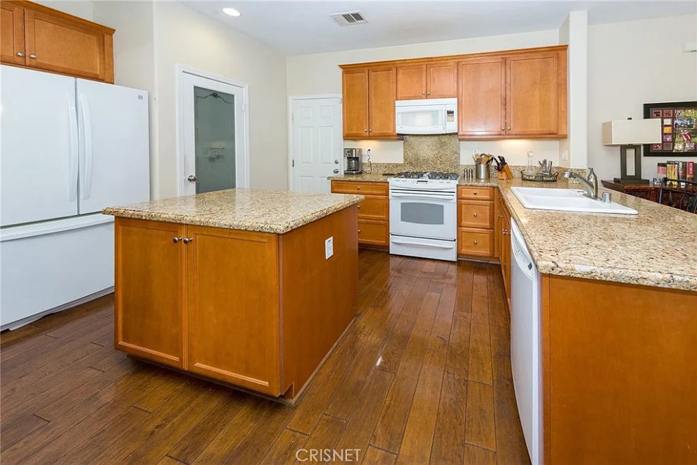White kitchen with white walls!