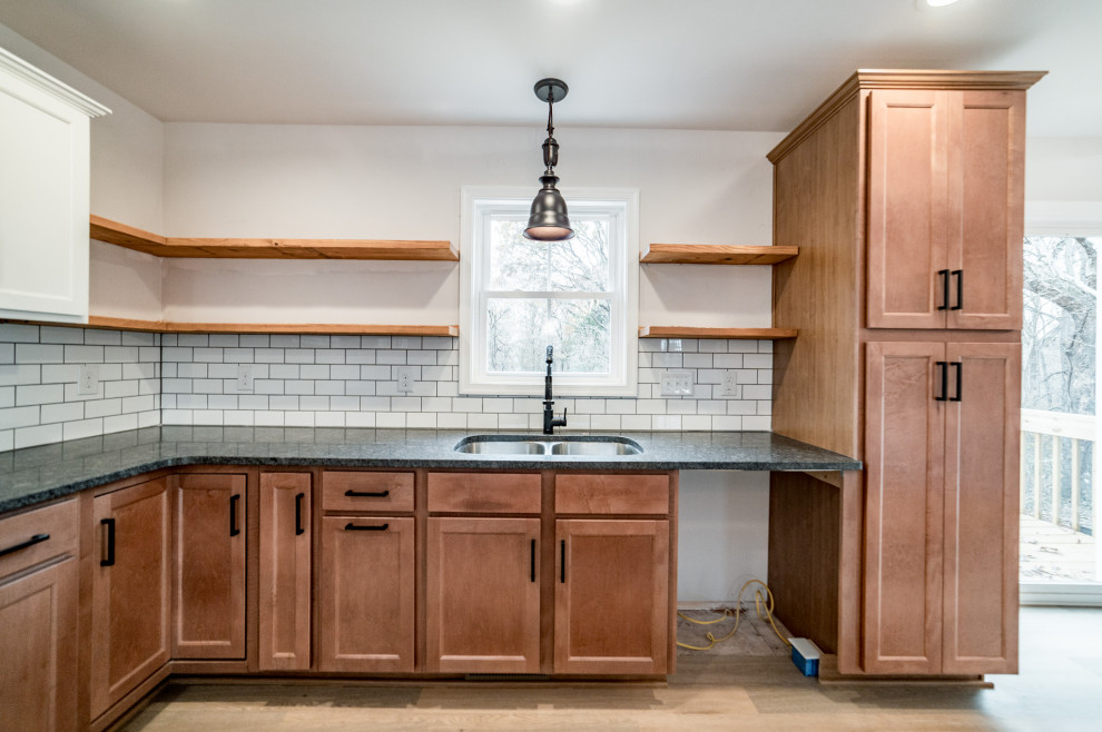 Home design - transitional home design idea