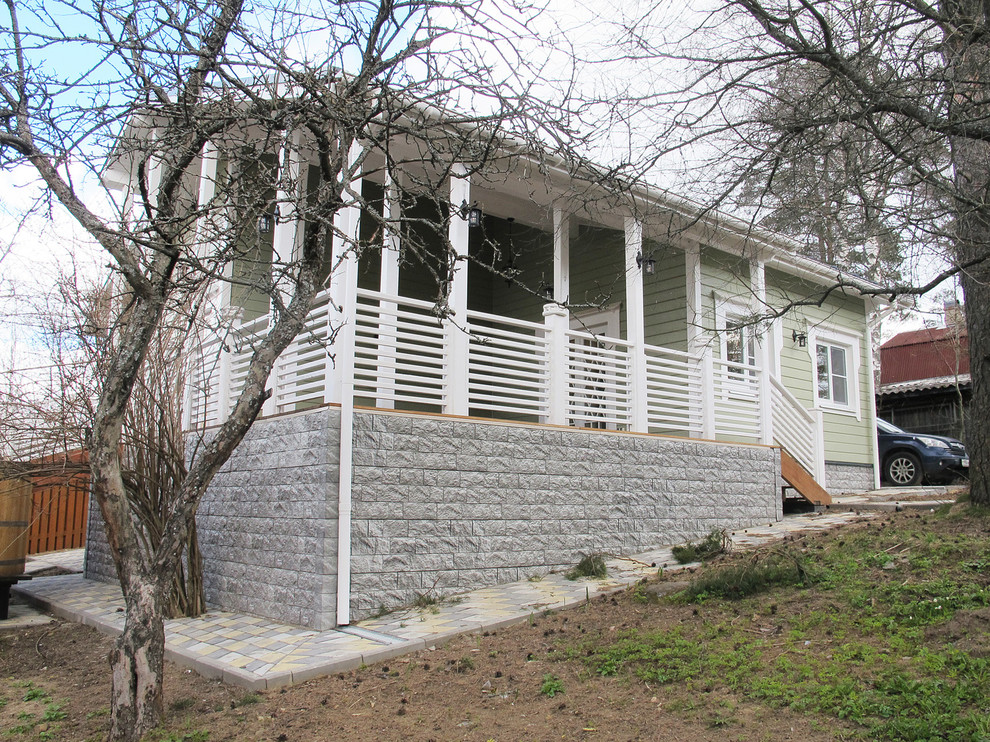 Одноэтажный загородный дом с баней