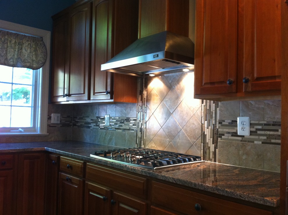 Traditional kitchen backsplashes Philadelphia by KBS General