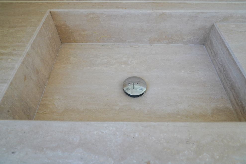 Rénovation d’une salle de bain en pierre naturelle – Paris