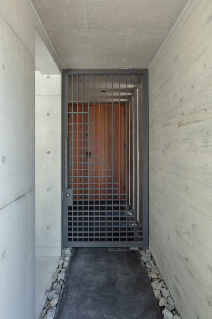 「熊野町の家」 moderno-porche