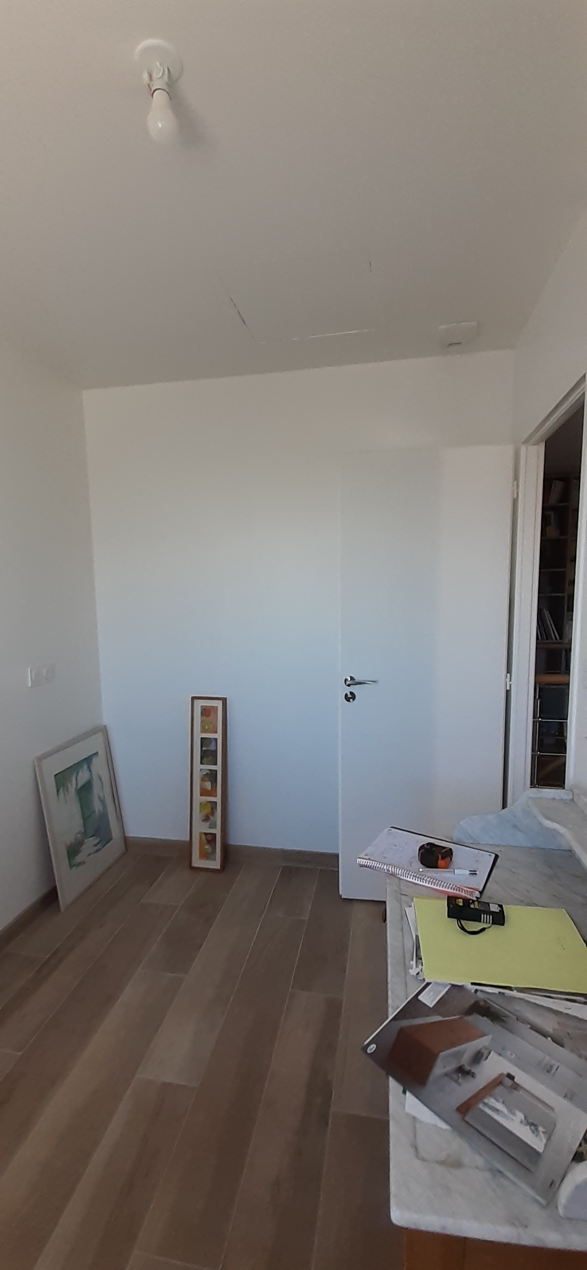 Création salle de bain d'amis dans une maison d'architecte.Région parisienne