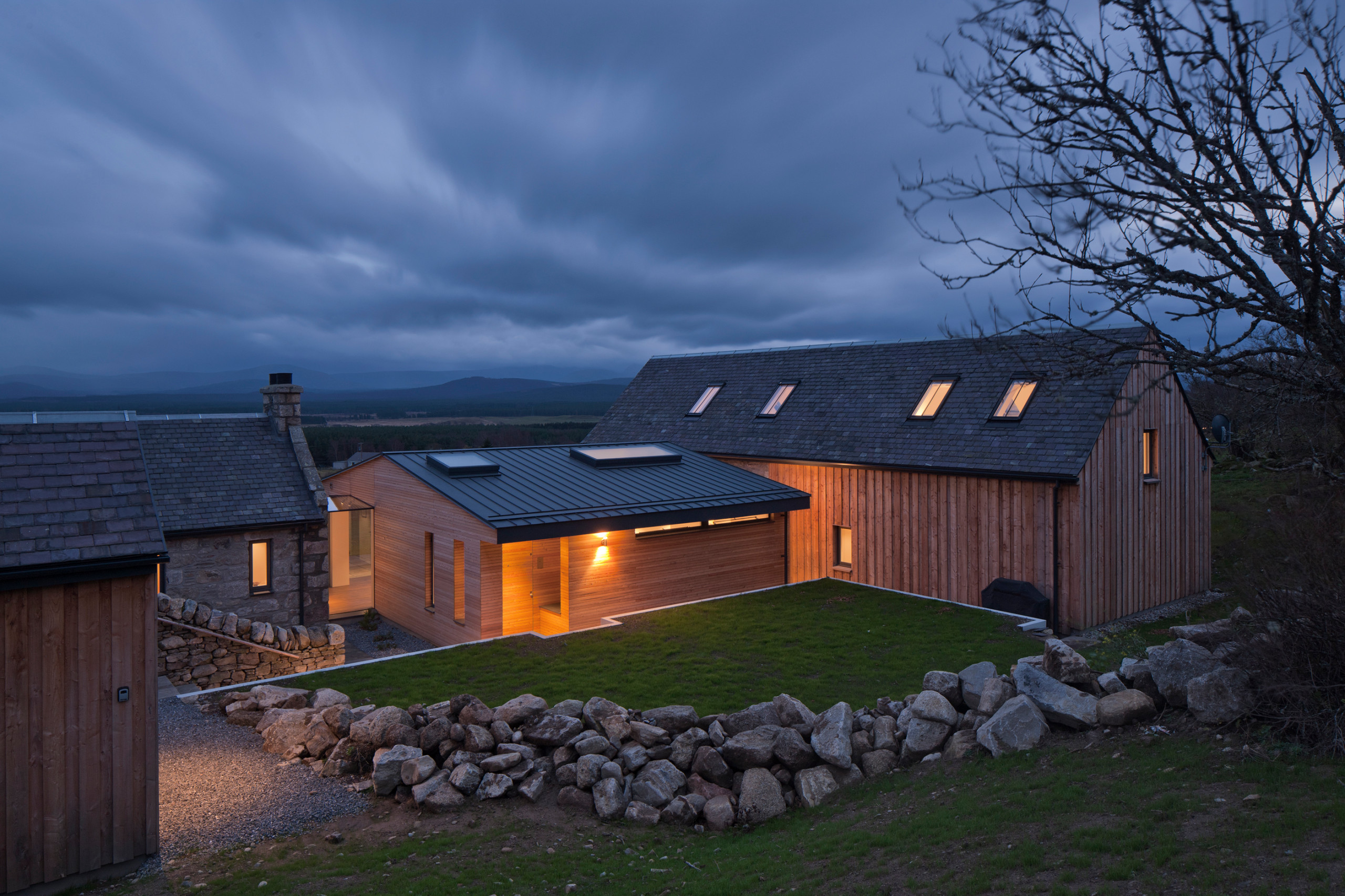 Scottish Country Style Ranch Homes