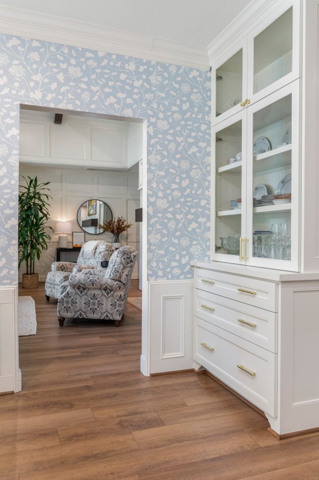Home design - transitional home design idea in Houston