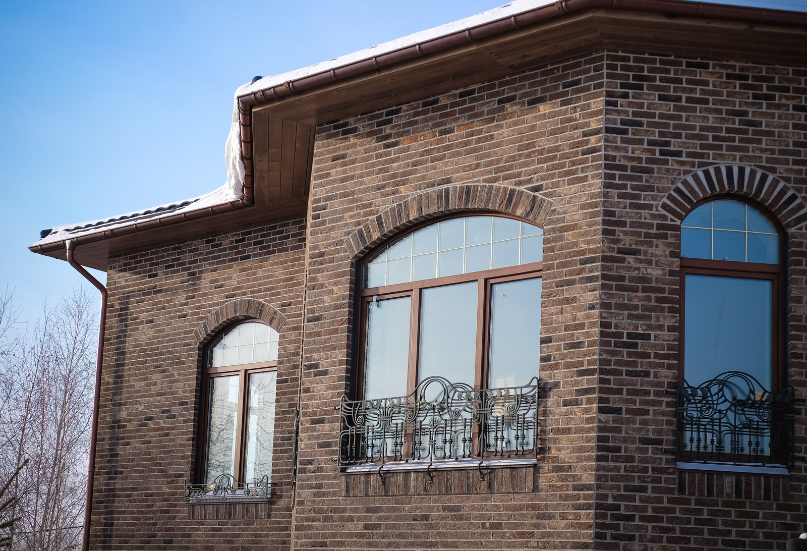 Классический дом в поселке Карпов пруд