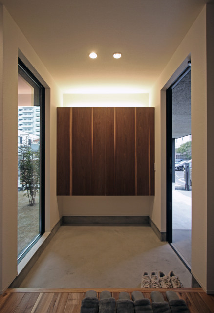 玄関 moderno-entrada