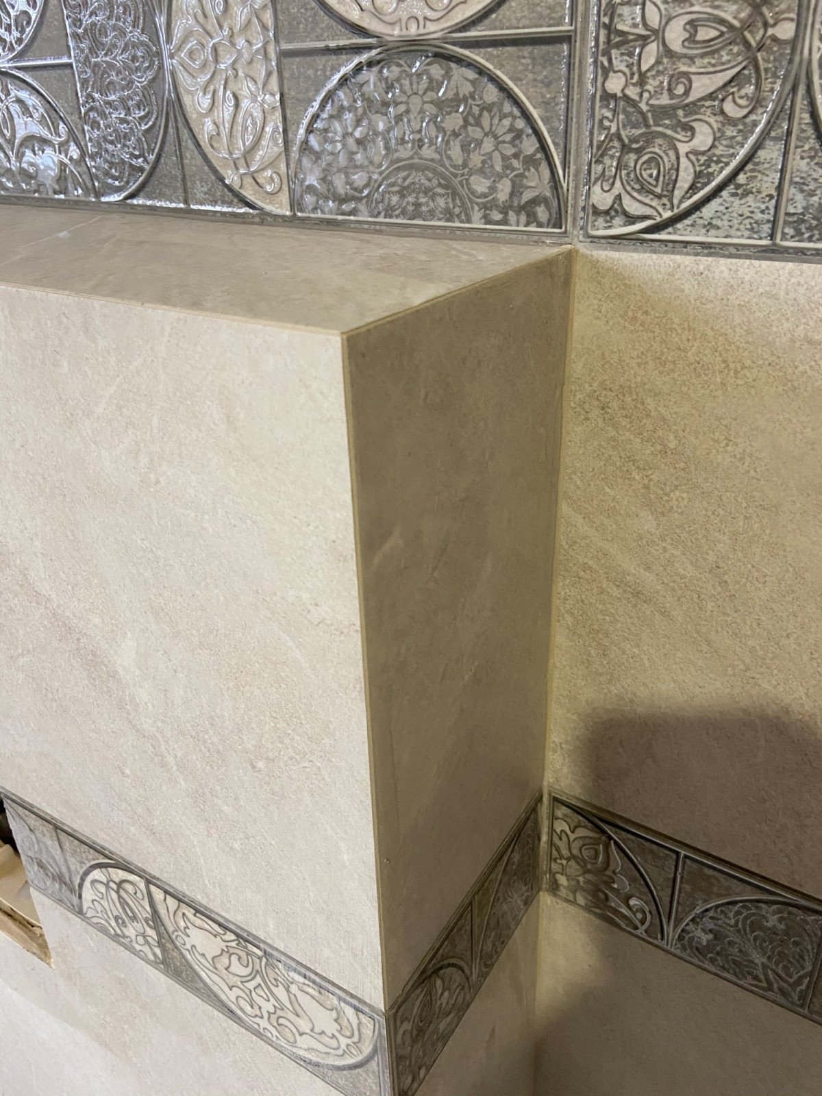 Укладка керамогранита в ваной