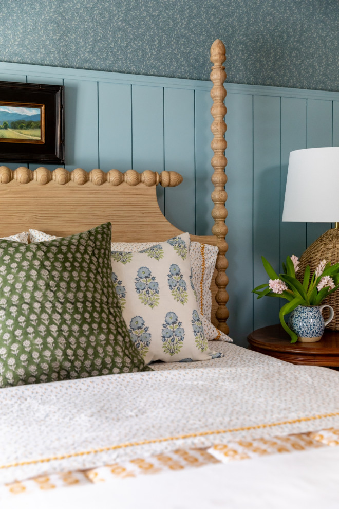 Example of a country bedroom design in Salt Lake City