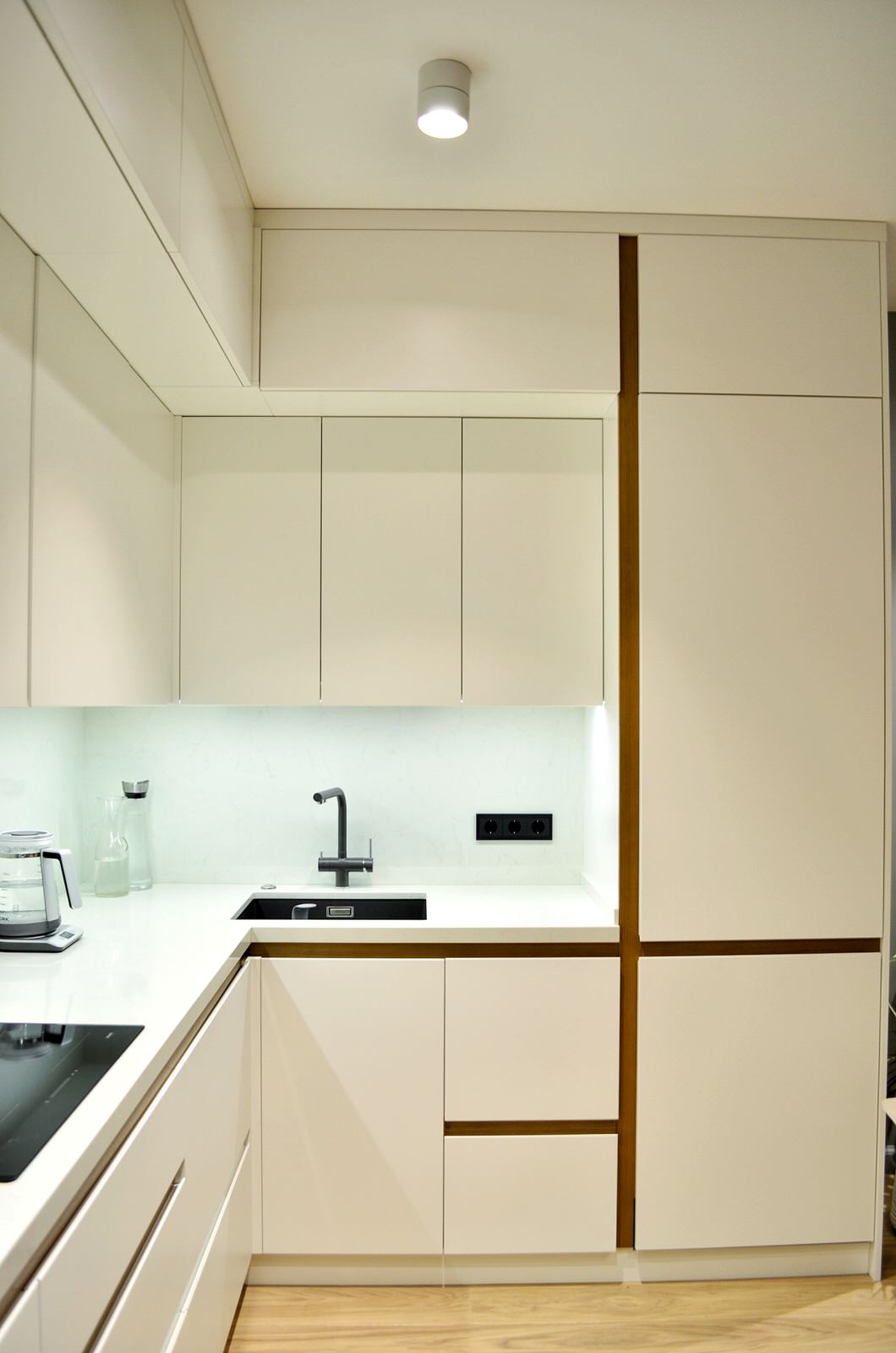 Современная кухня в стиле модерн